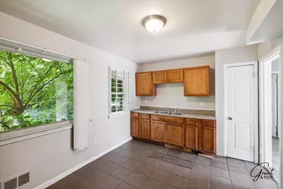 19401 Grandview Street, Detroit, MI 48219 - Photo 11