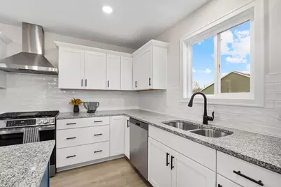 10725 Melanie Drive, Allendale, MI 49401 - Photo 11