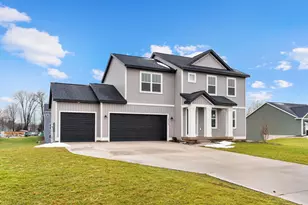 10725 Melanie Dr, Allendale, MI 49401 - Photo 3