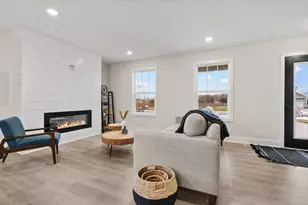 10725 Melanie Dr, Allendale, MI 49401 - Photo 7