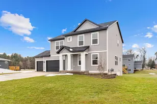 10725 Melanie Dr, Allendale, MI 49401 - Photo 3