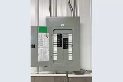 1054 W Sherman Boulevard #106, Muskegon, MI 49441 - Photo 13