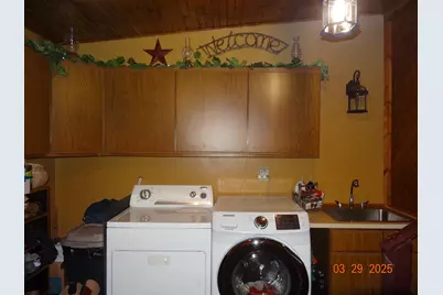 640 S Oak Avenue, White Cloud, MI 49349 - Photo 17