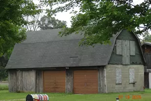 640 S Oak Ave, White Cloud, MI 49349 - Photo 33