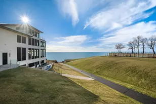 651 Sul Lago S, Benton Harbor, MI 49022 - Photo 61