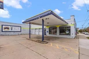 935 & 939 Fulton Street E, Grand Rapids, MI 49503 - Photo 11