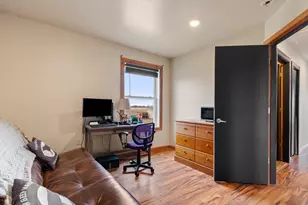 12185 Irish Rd, Otisville, MI 48463 - Photo 17