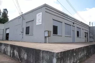 2006 Race St, Kalamazoo, MI 49001 - Photo 1