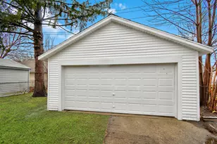 345 E Goulson Ave, Hazel Park, MI 48030 - Photo 59