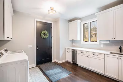 7505 S Lakeshore Drive, Pentwater, MI 49449 - Photo 9