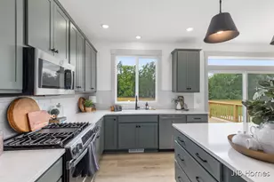 8284 Kettle Oak Dr, Alto, MI 49302 - Photo 11