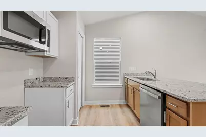 775 Reagan Lane, Milan, MI 48160 - Photo 9