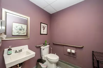 641 S Crystal Avenue, Benton Harbor, MI 49022 - Photo 11