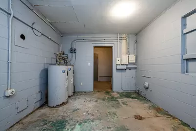 641 S Crystal Avenue, Benton Harbor, MI 49022 - Photo 31