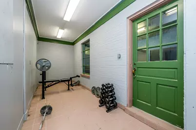 641 S Crystal Avenue, Benton Harbor, MI 49022 - Photo 33