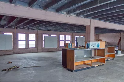 528 E Michigan Avenue, Jackson, MI 49201 - Photo 9