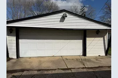 22458 Hillock Avenue, Warren, MI 48089 - Photo 3