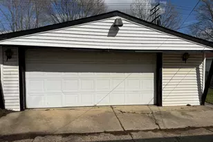 22458 Hillock Ave, Warren, MI 48089 - Photo 3