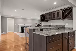 14511 Harbor St, Detroit, MI 48215 - Photo 9