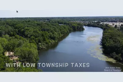 6100 Indian Hills Drive, Ypsilanti, MI 48198 - Photo 7