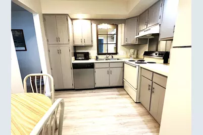 3622 Lakeshore Drive #G 1, Saint Joseph, MI 49085 - Photo 5