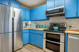 650 Conger St, South Haven, MI 49090 - Photo 9