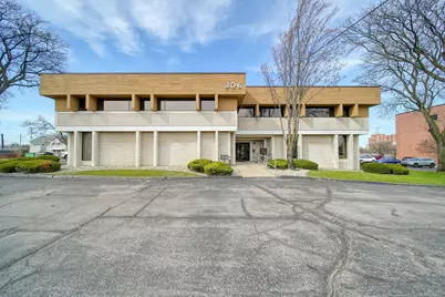 306 W Washington Avenue #105, Jackson, MI 49201 - Photo 1