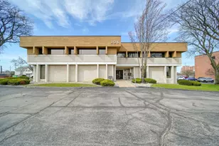 306 W Washington Ave, Jackson, MI 49201 - Photo 1