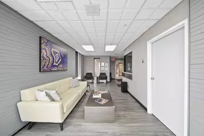 306 W Washington Avenue #105, Jackson, MI 49201 - Photo 13