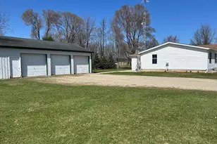 59178 Nora Dr, Colon, MI 49040 - Photo 5