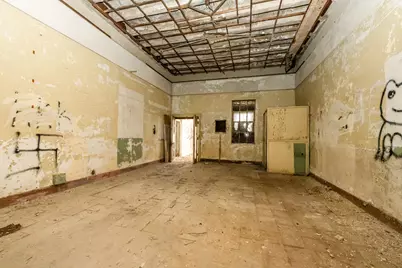 93 W Wall Street, Benton Harbor, MI 49022 - Photo 37