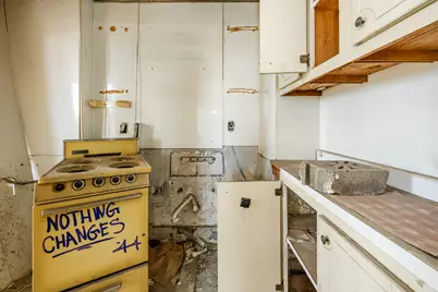 93 W Wall Street, Benton Harbor, MI 49022 - Photo 21