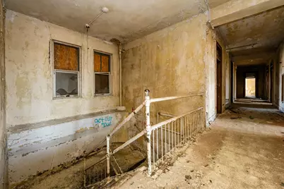 93 W Wall Street, Benton Harbor, MI 49022 - Photo 29