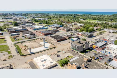 93 W Wall Street, Benton Harbor, MI 49022 - Photo 3