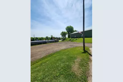 2764 W Carleton Road, Hillsdale, MI 49242 - Photo 37