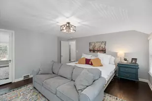 240 McKinley Ave, Grosse Pointe Farms, MI 48236 - Photo 17