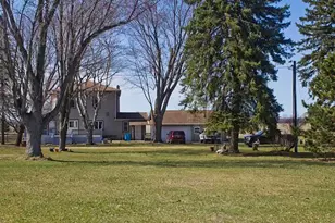 25544 Gage St, Dowagiac, MI 49047 - Photo 17