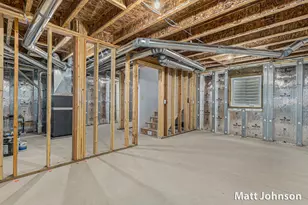 2059 Linden Ave SE, Grand Rapids, MI 49507 - Photo 13