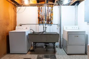 8537 Mercedes, Dearborn Heights, MI 48127 - Photo 35