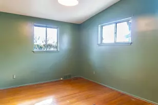 8537 Mercedes, Dearborn Heights, MI 48127 - Photo 17