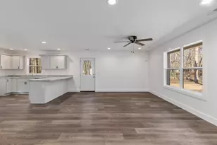 8992 Mackinaw Trail, Howard City, MI 49329 - Photo 5