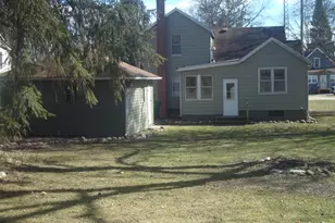 1610 N 5th St, Niles, MI 49120 - Photo 3