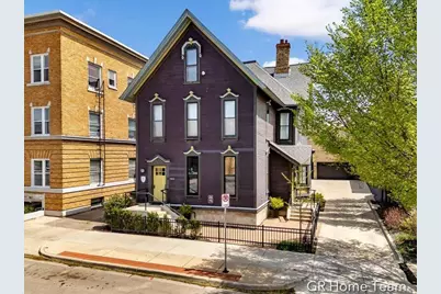 22 Jefferson Avenue SE, Grand Rapids, MI 49503 - Photo 1