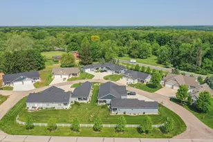 143 Lexington Pointe Dr, Niles, MI 49120 - Photo 5