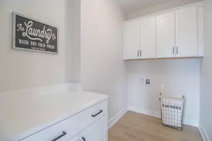 581 Sun Vale Ln, Grandville, MI 49418 - Photo 17