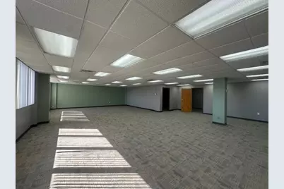 209 E Washington Avenue #300, Jackson, MI 49201 - Photo 3