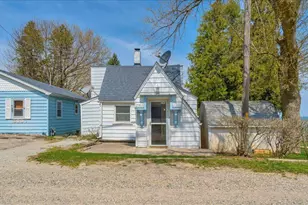 7226 Lakeview Dr, Lexington, MI 48450 - Photo 37