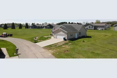 566 Angler Avenue, Coldwater, MI 49036 - Photo 3