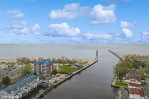 200 Lake St, Saint Joseph, MI 49085 - Photo 53