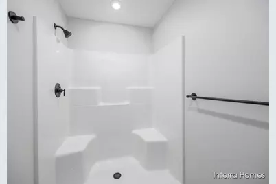 8345 Kettle Oak Drive SE, Alto, MI 49302 - Photo 15